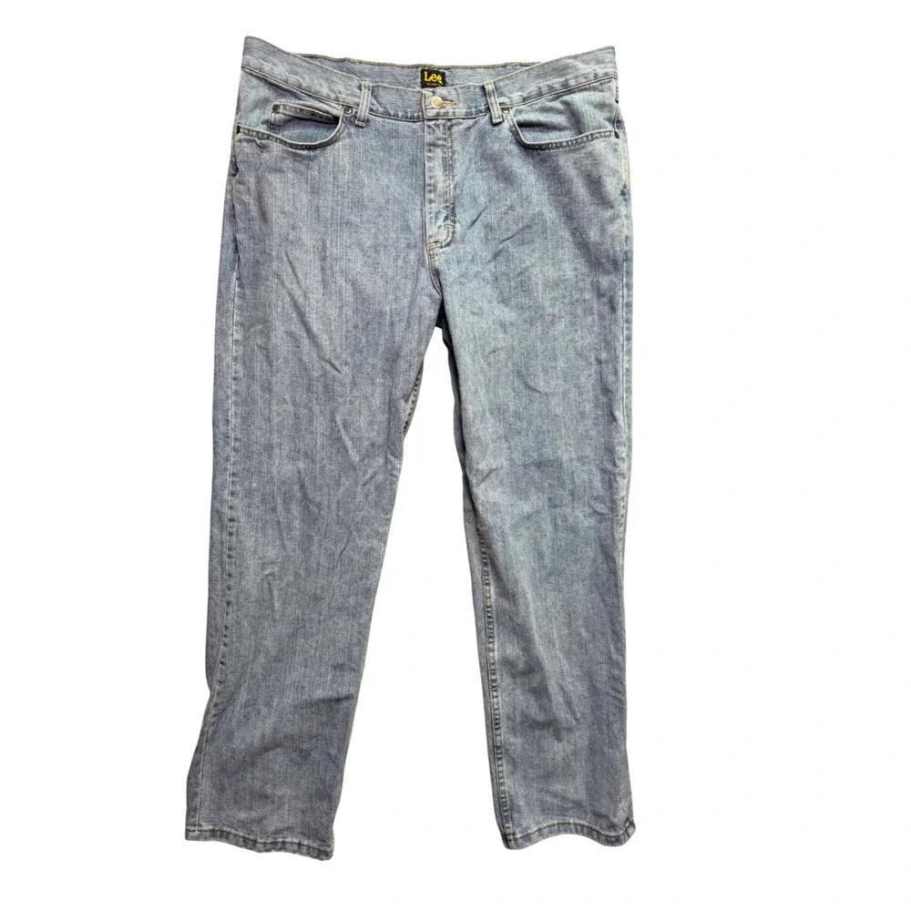 Lee Jeans Mens 40x30 Relaxed Fit Light Wash Blue Denim 2055549 EUC